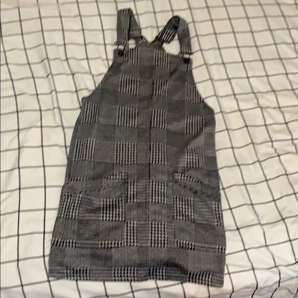 Overall dress